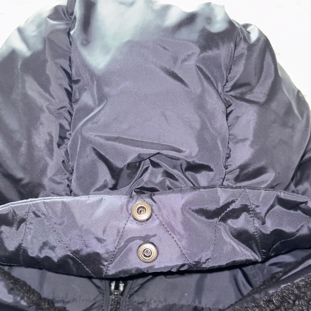 EUC Women's Black Puffer Down Coat trimmed removable hood Waist Defined by Coach